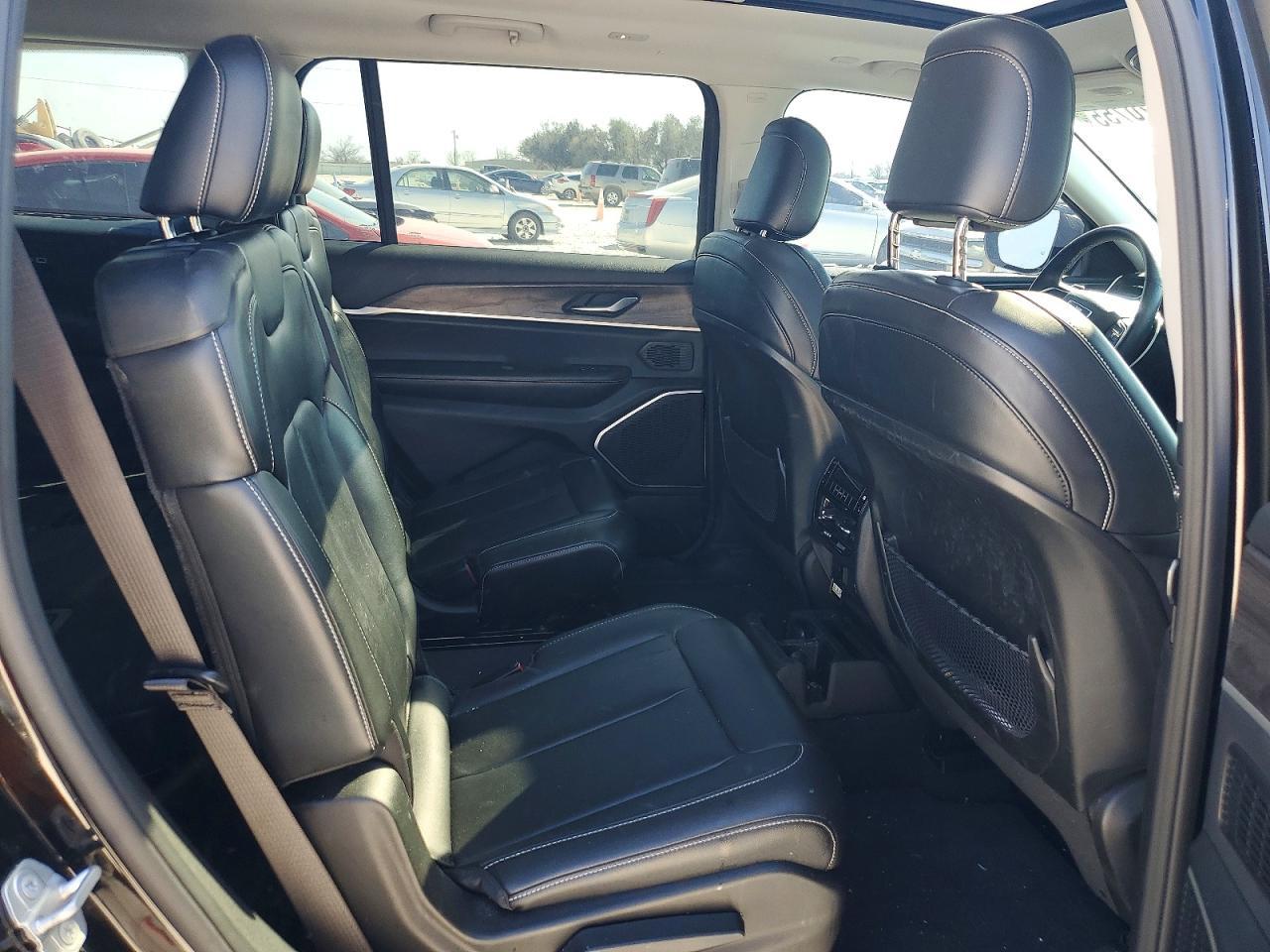 2021 Jeep Grand Cherokee L Limited - zdjęcie 11