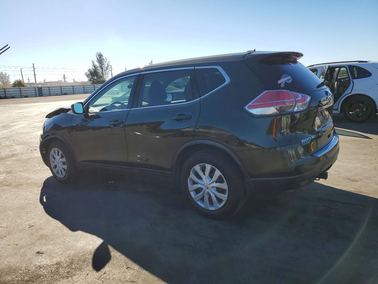 2016 Nissan Rogue S - zdjęcie 2