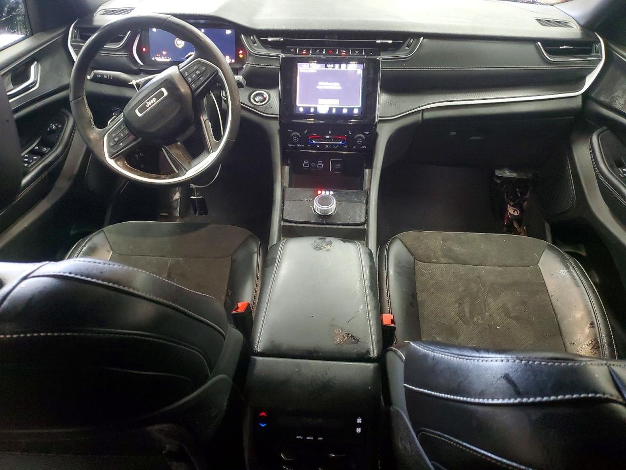 2024 Jeep Grand Cherokee L Laredo - zdjęcie 8