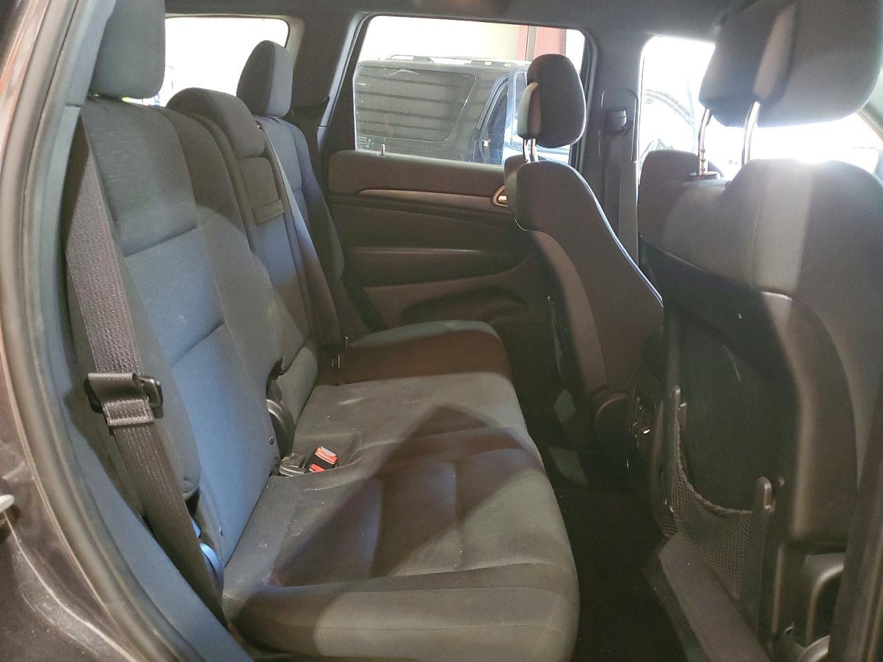 2014 Jeep Grand Cherokee Laredo - zdjęcie 10