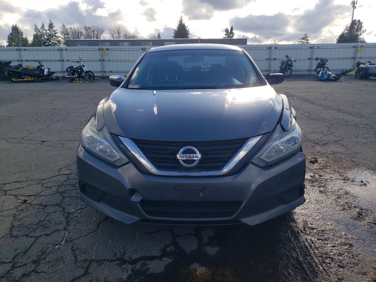 2016 Nissan Altima 2.5 - zdjęcie 5