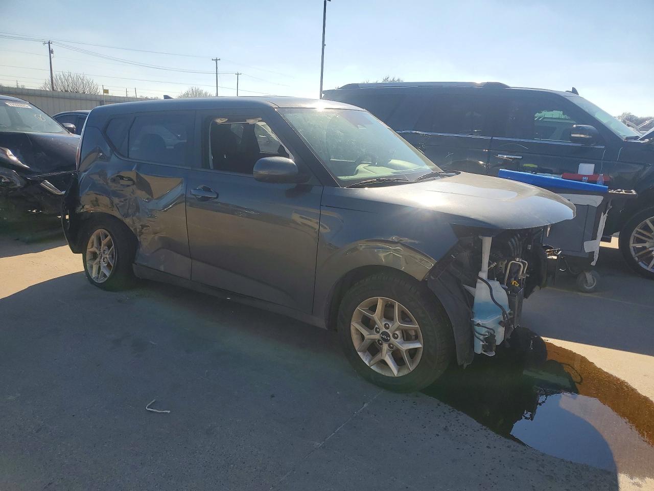2023 Kia Soul Lx - zdjęcie 4