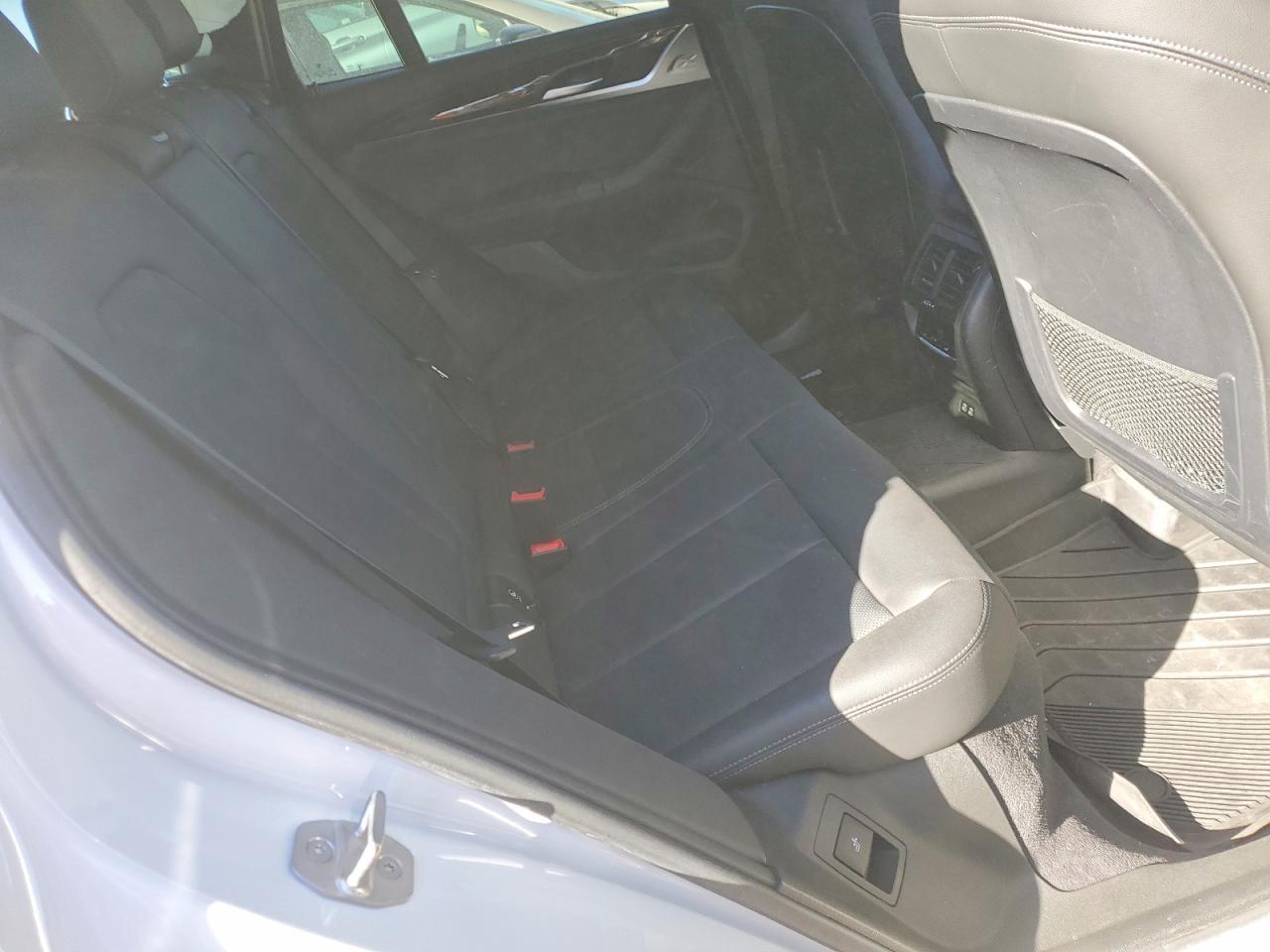 2022 BMW X3 xDrive30I - zdjęcie 10