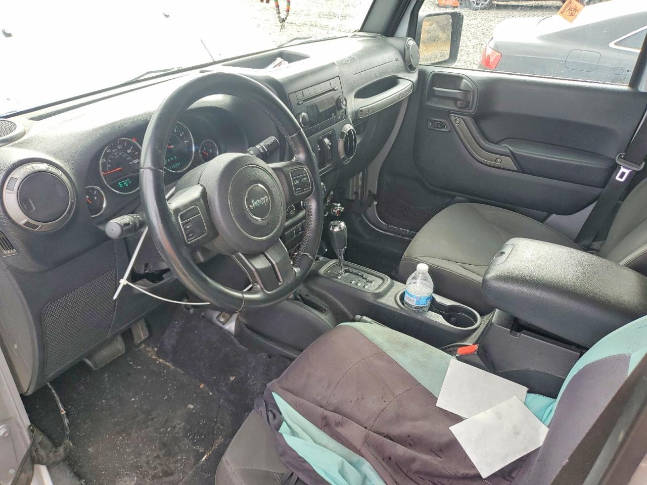 2016 Jeep Wrangler Unlimited Sport - zdjęcie 8