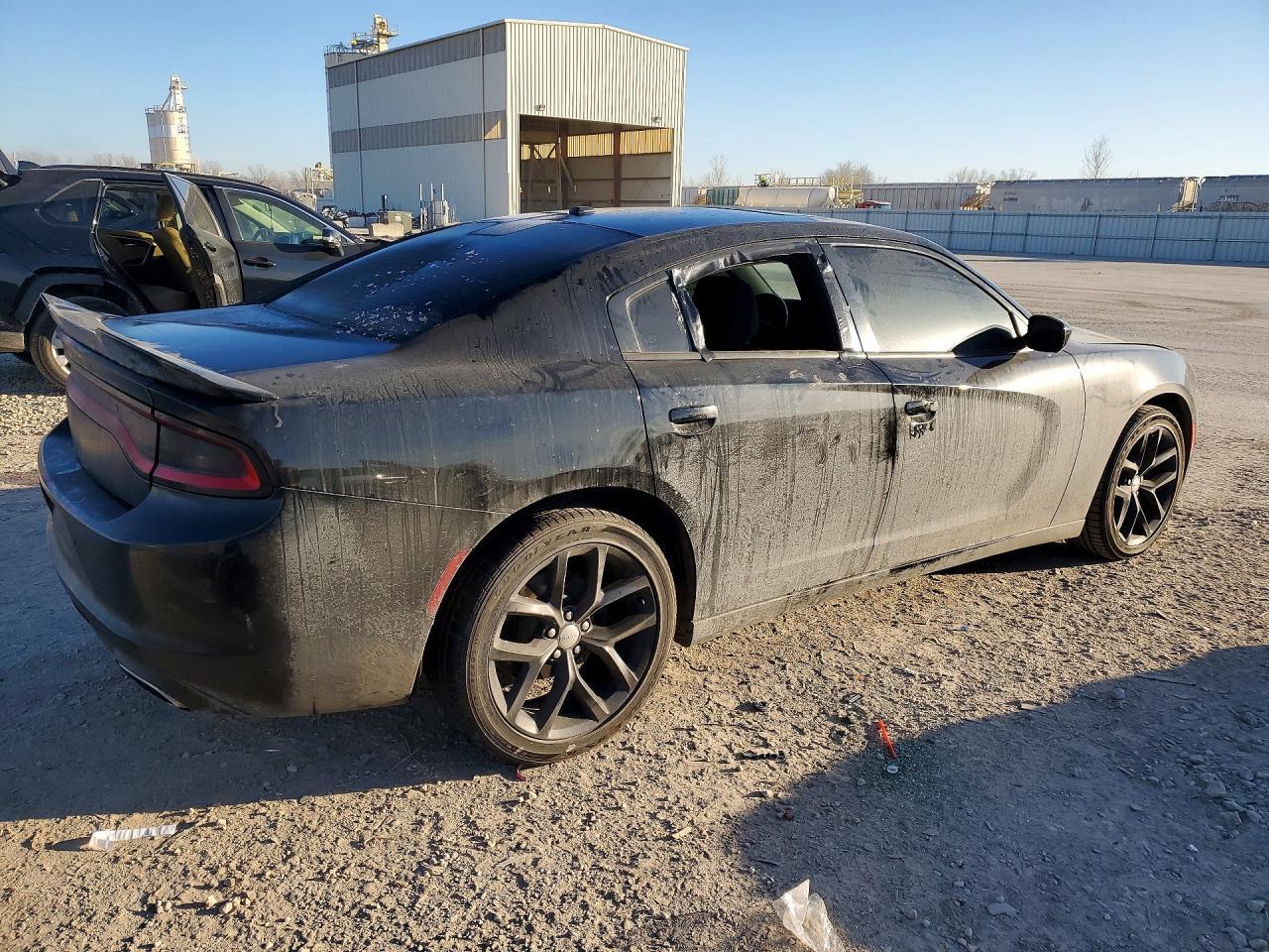 2016 Dodge Charger Se - zdjęcie 3