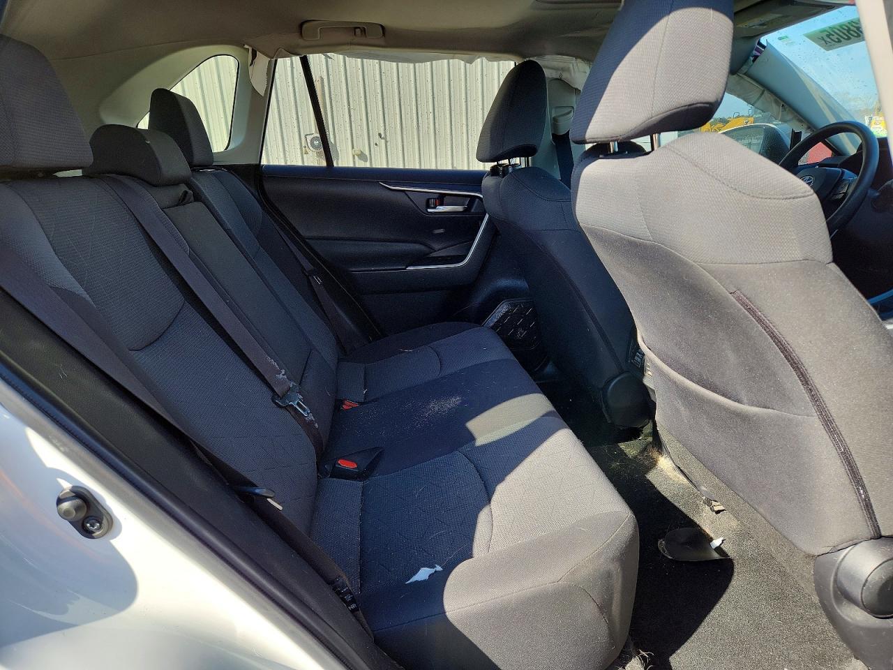 2019 Toyota Rav4 Xle - zdjęcie 11