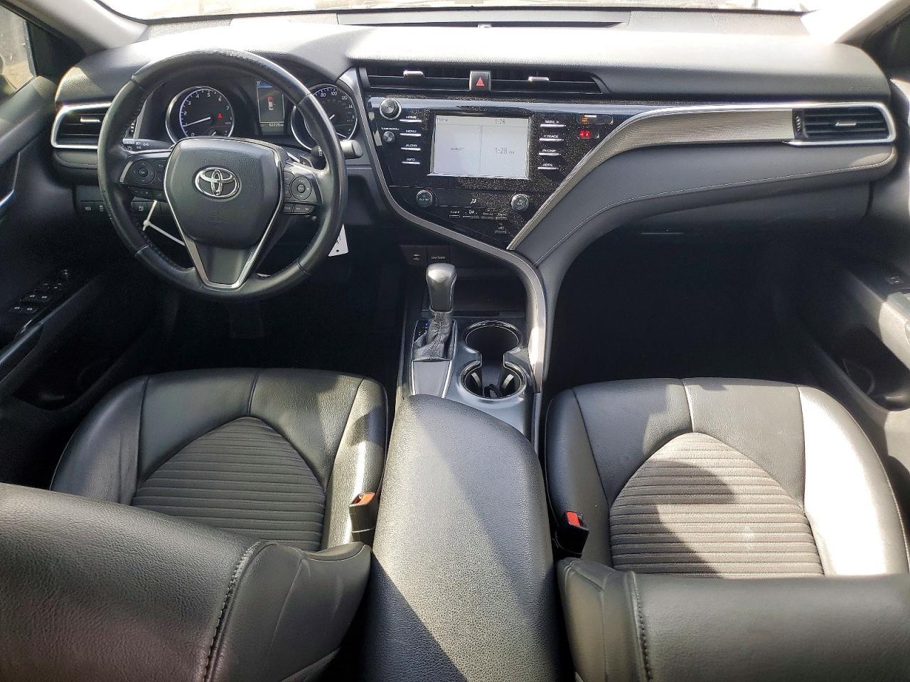 2018 Toyota Camry L - zdjęcie 8