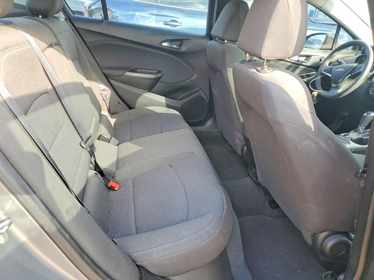 2019 Chevrolet Cruze Lt - zdjęcie 10