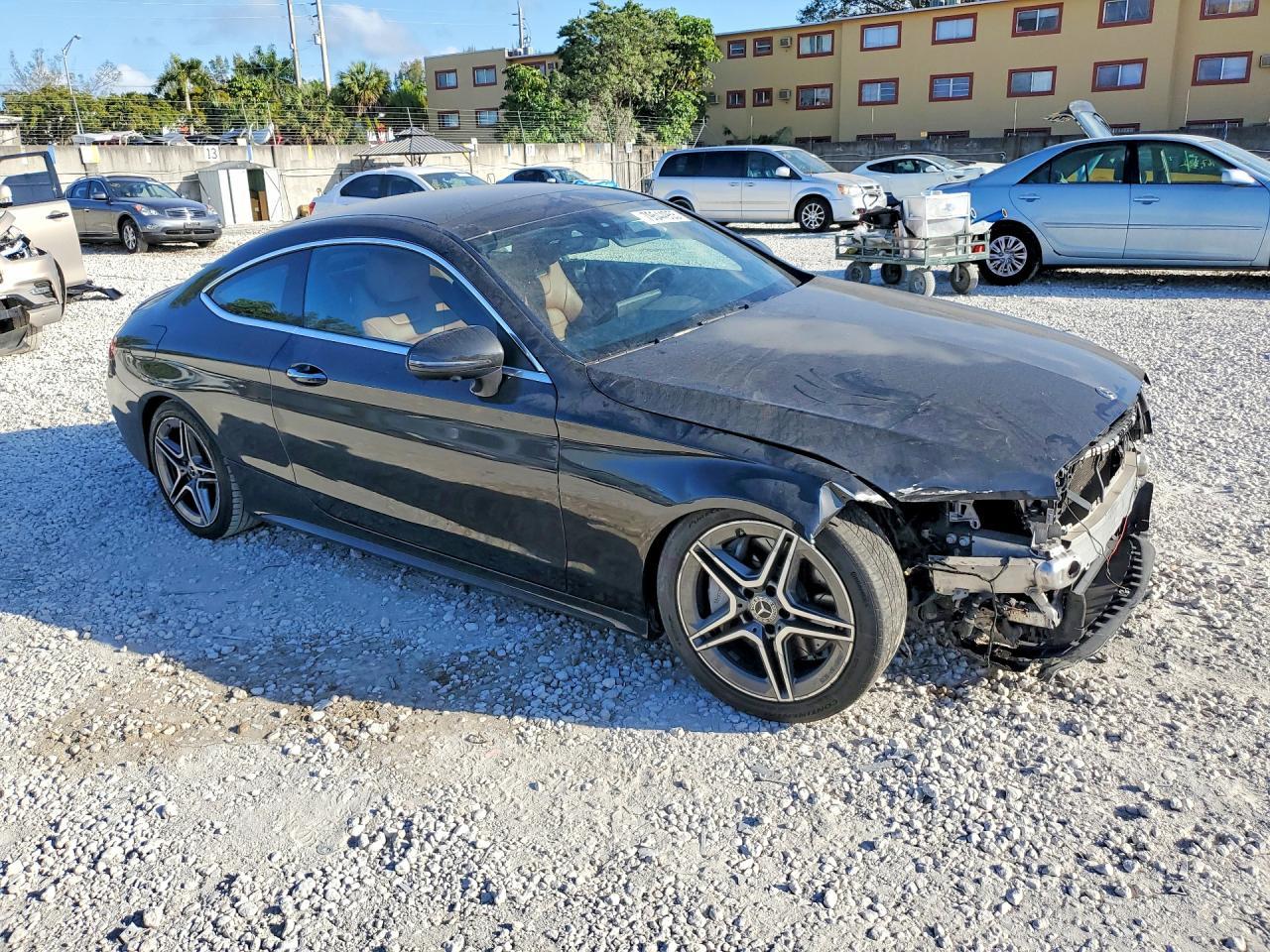 2020 Mercedes-Benz C 300 - zdjęcie 4