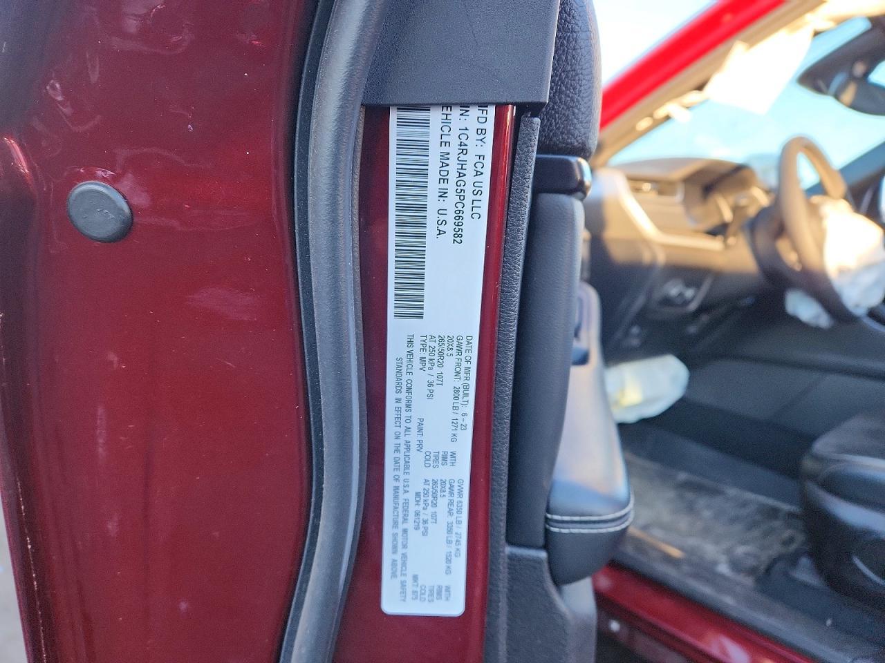 2023 Jeep Grand Cherokee Laredo - zdjęcie 13