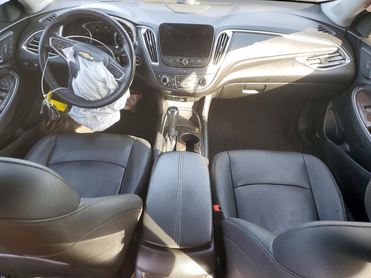 2018 Chevrolet Malibu Premier - zdjęcie 8