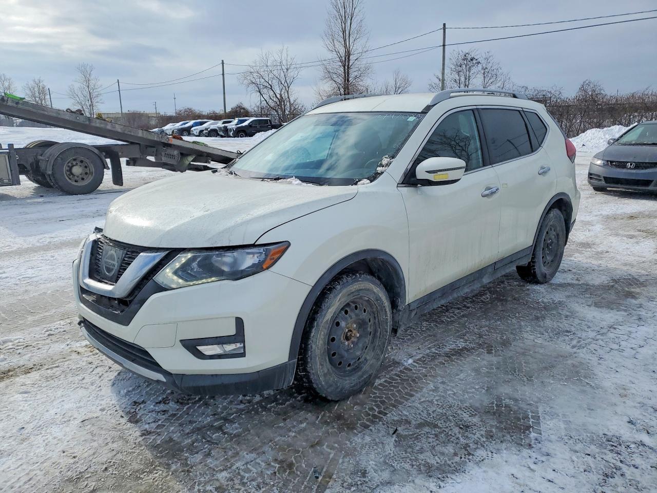 2017 Nissan Rogue S - zdjęcie główne