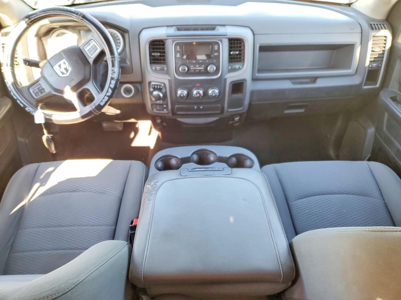 2016 Ram 1500 - zdjęcie 8