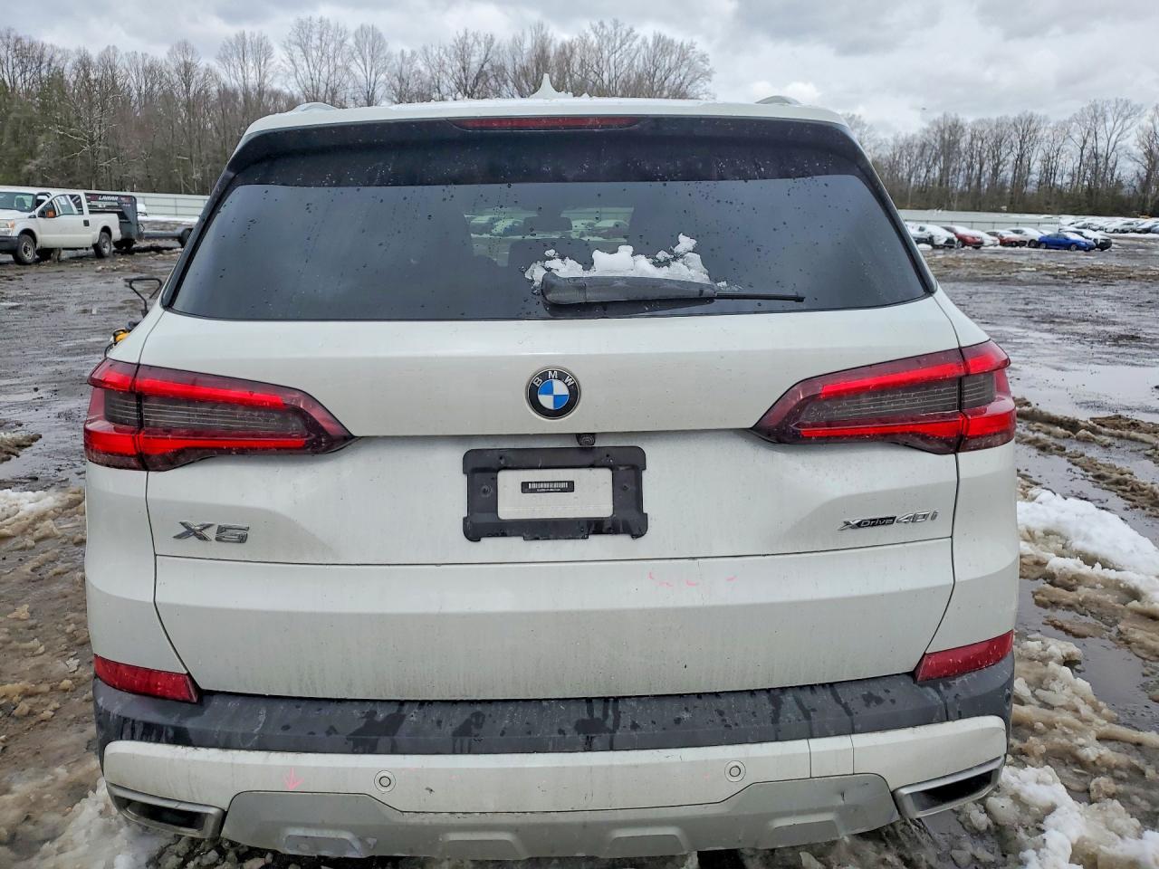 2021 BMW X5 xDrive40I - zdjęcie 6