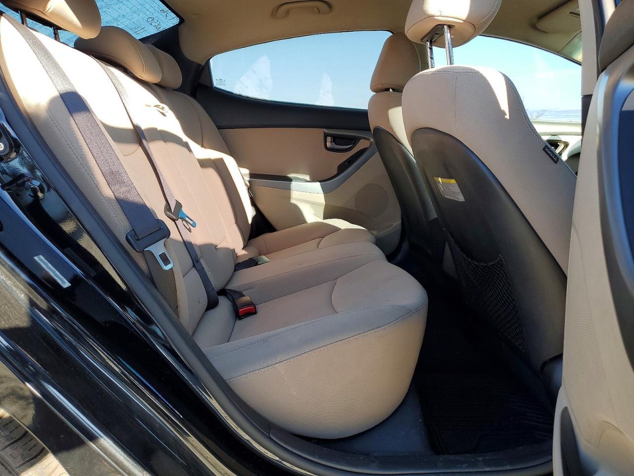 2014 Hyundai Elantra Se - zdjęcie 10