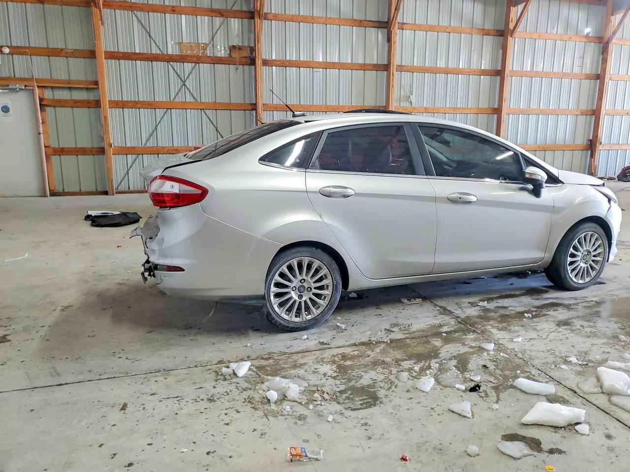 2014 Ford Fiesta Titanium - zdjęcie 3