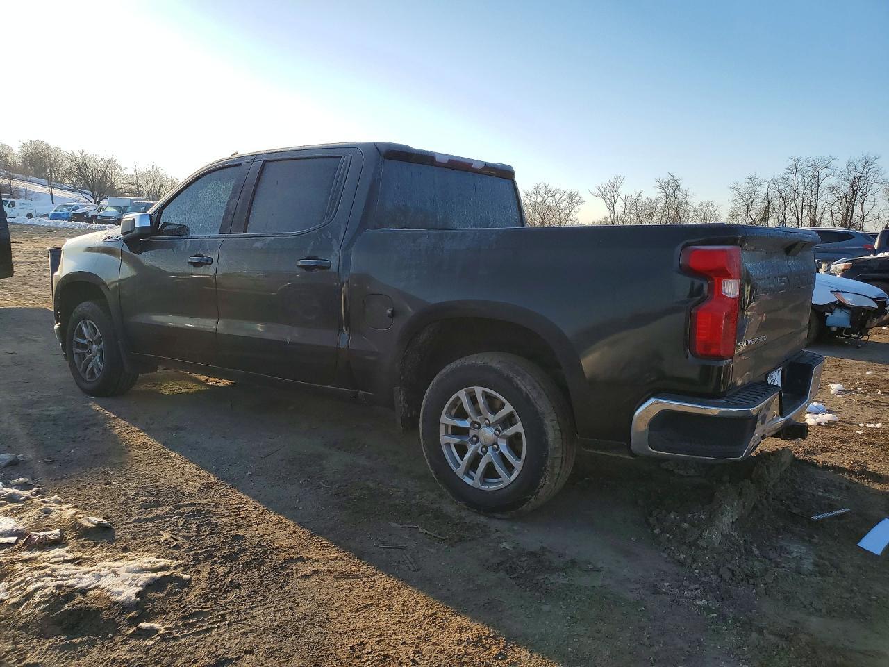 2019 Chevrolet Silverado K1500 Lt - zdjęcie 2