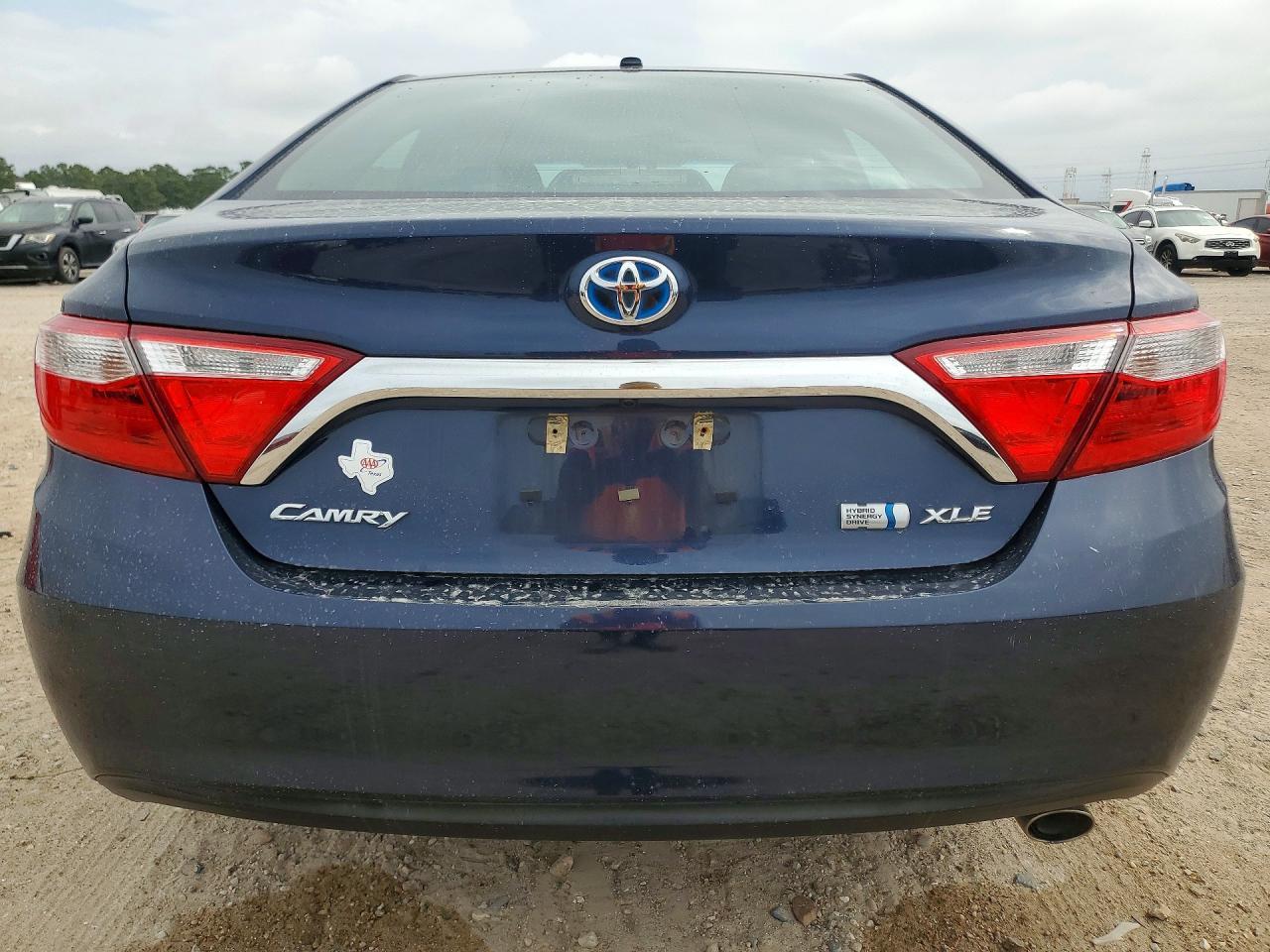 2017 Toyota Camry Hybrid - zdjęcie 6