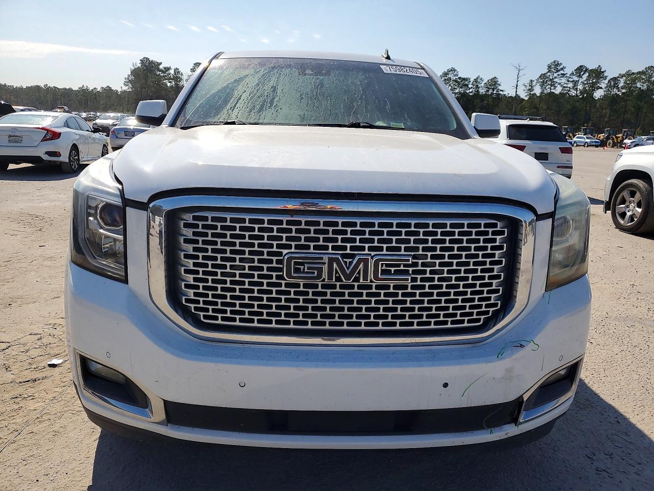 2015 GMC Yukon Slt - zdjęcie 5