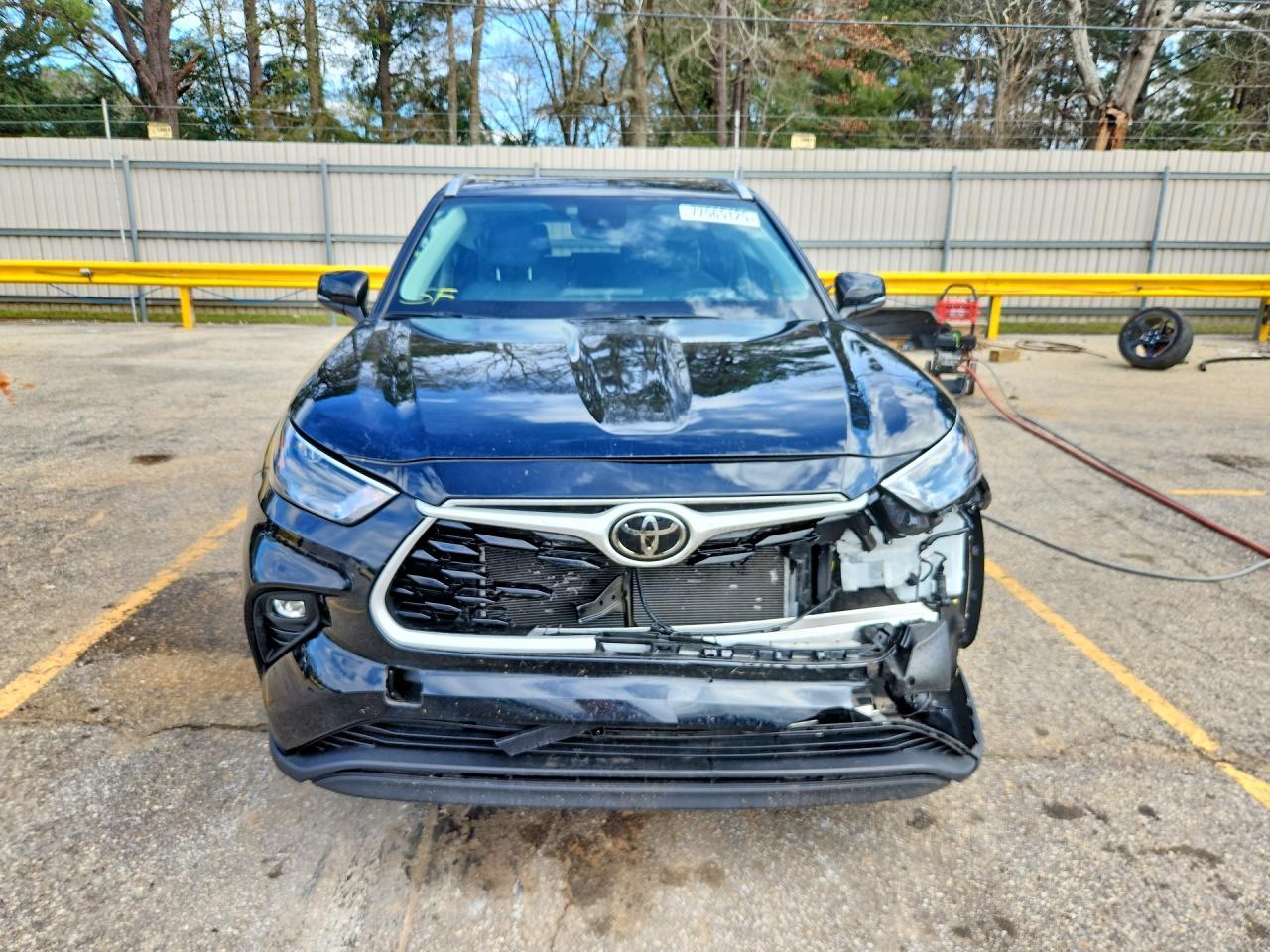 2025 Toyota Highlander Xle - zdjęcie 5