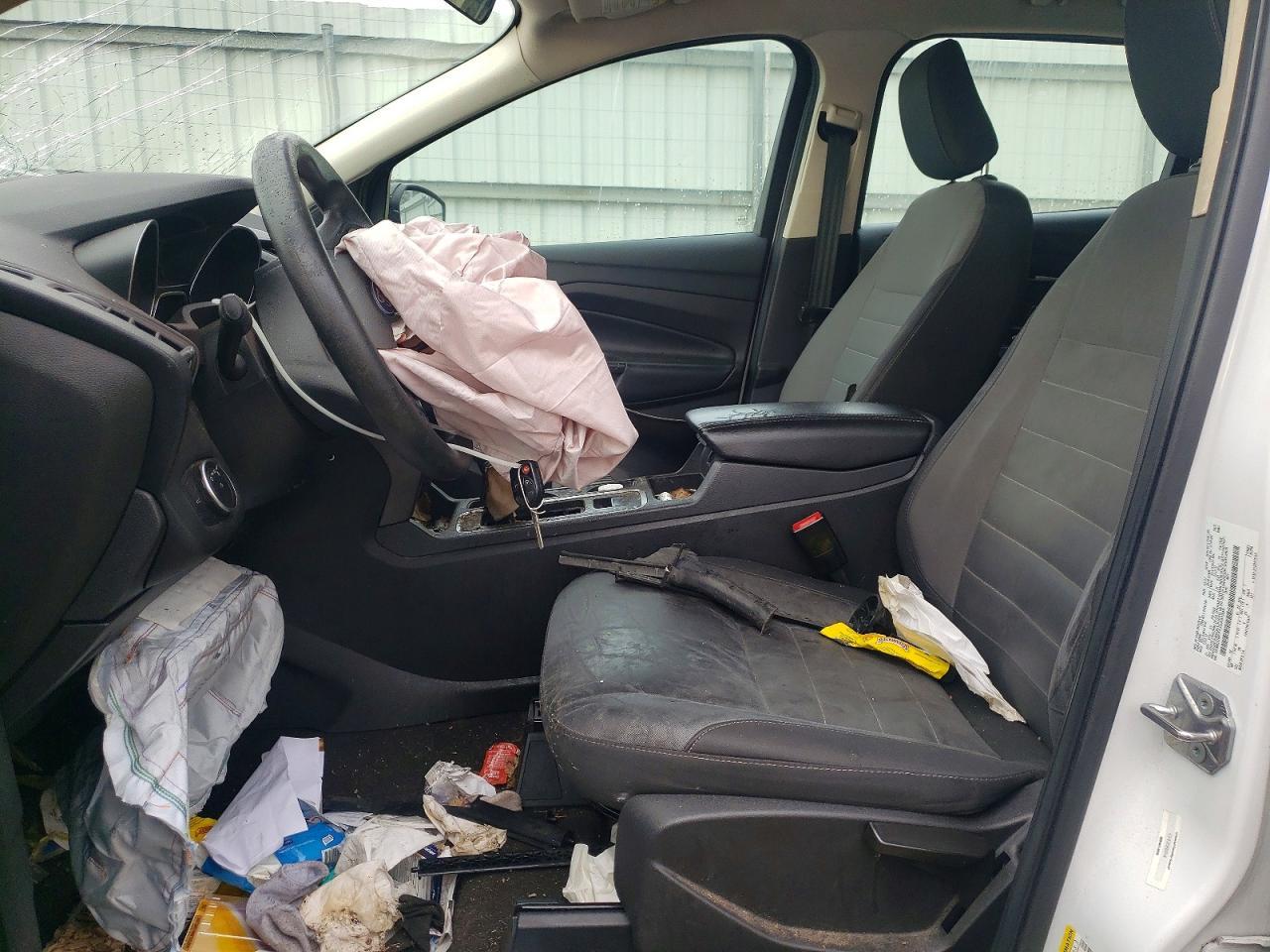 2018 Ford Escape S - zdjęcie 7