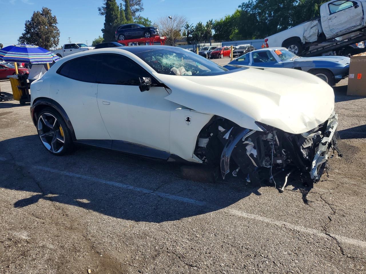 2024 Ferrari Purosangue - zdjęcie 4