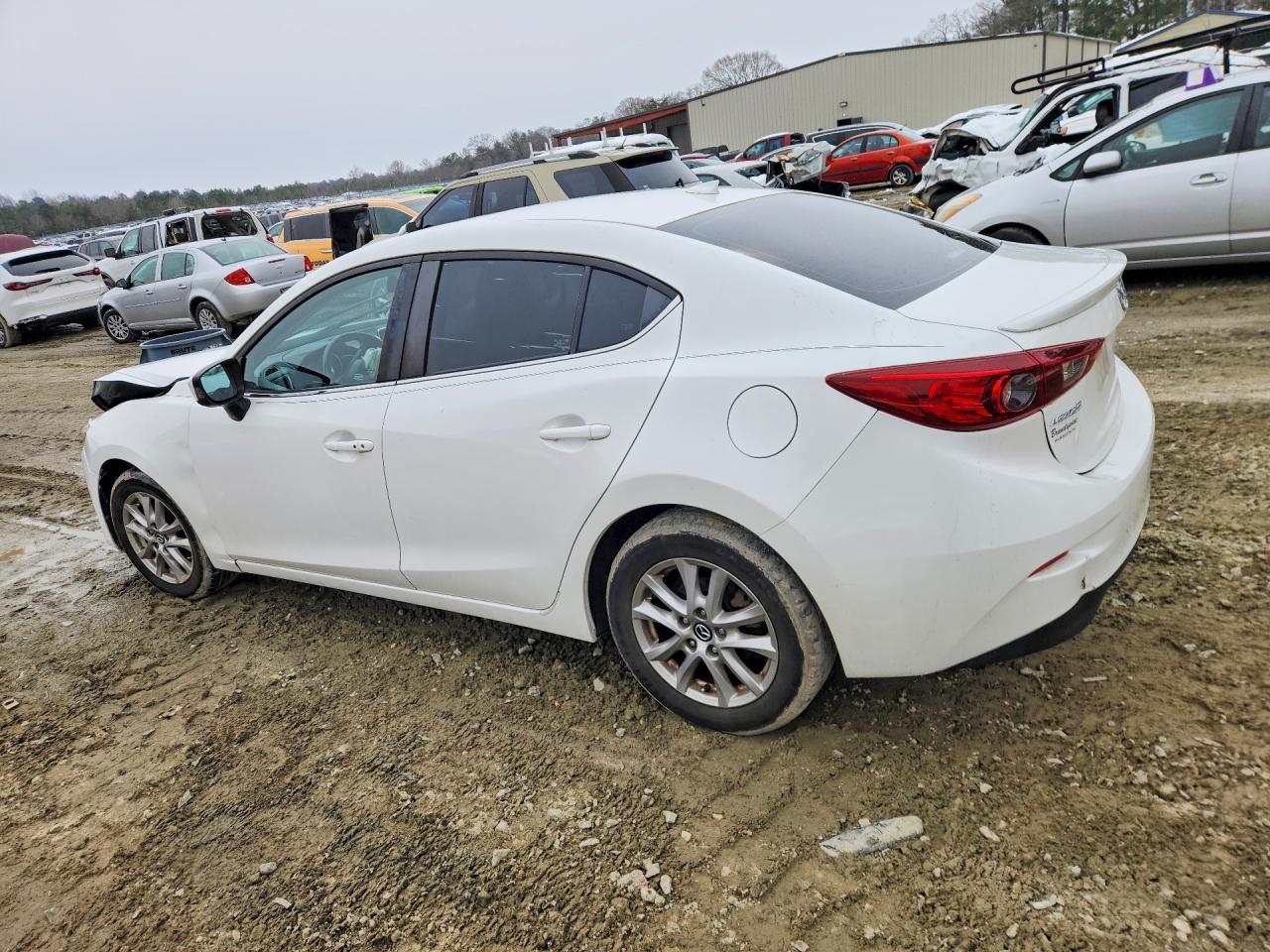 2016 Mazda 3 Grand Touring - zdjęcie 2