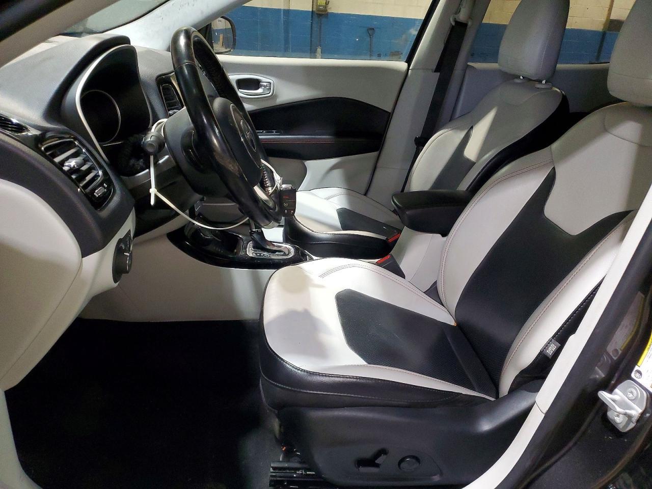 2020 Jeep Compass Limited - zdjęcie 7