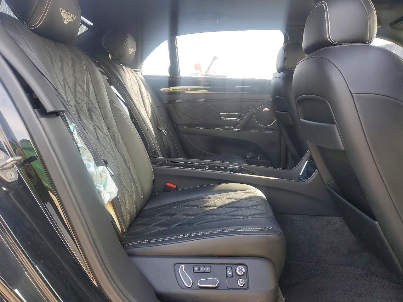 2014 Bentley Flying Spur - zdjęcie 10