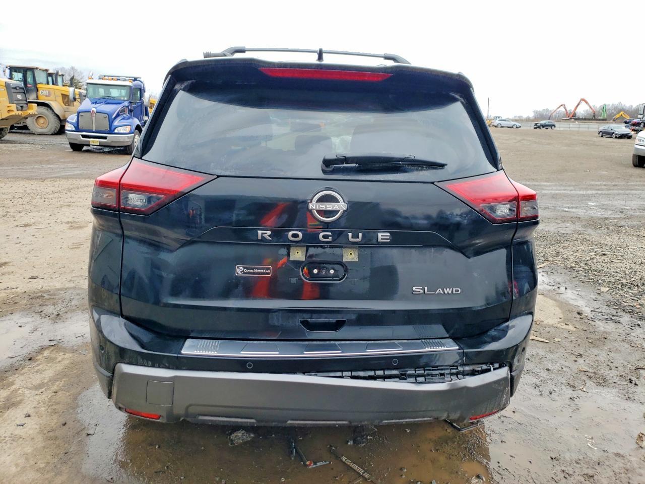 2025 Nissan Rogue Sl - zdjęcie 6