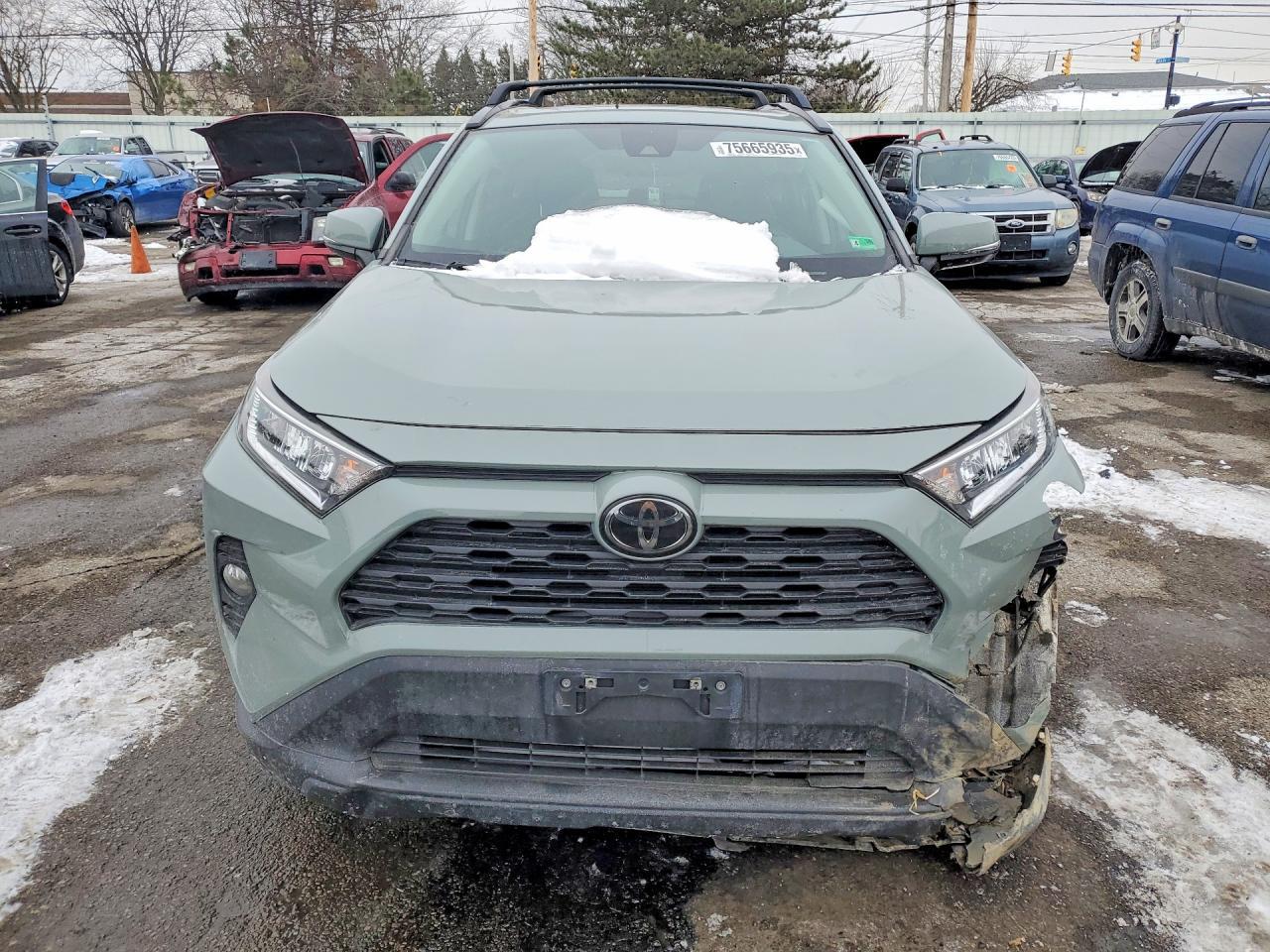 2021 Toyota Rav4 Xle - zdjęcie 5
