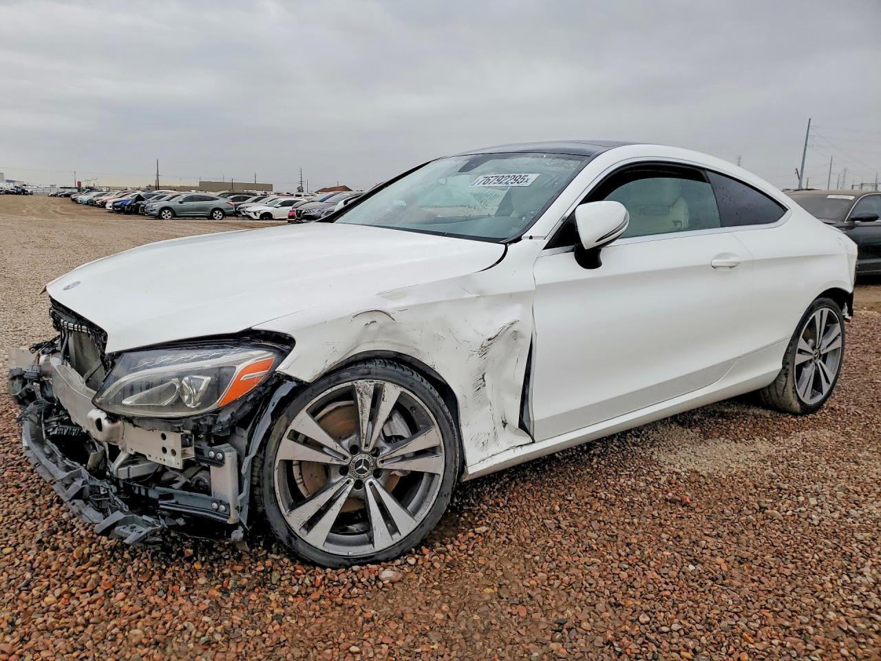 2018 Mercedes-Benz C 300 - zdjęcie główne