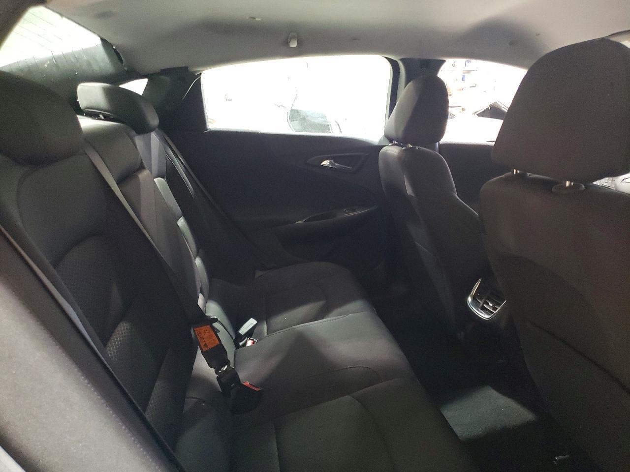 2025 Chevrolet Malibu Lt - zdjęcie 10