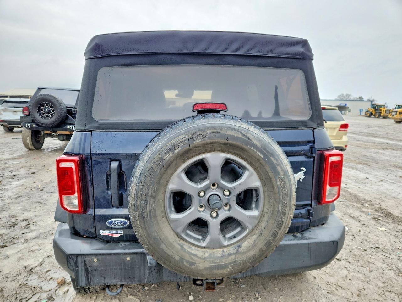 2021 Ford Bronco Base - zdjęcie 6