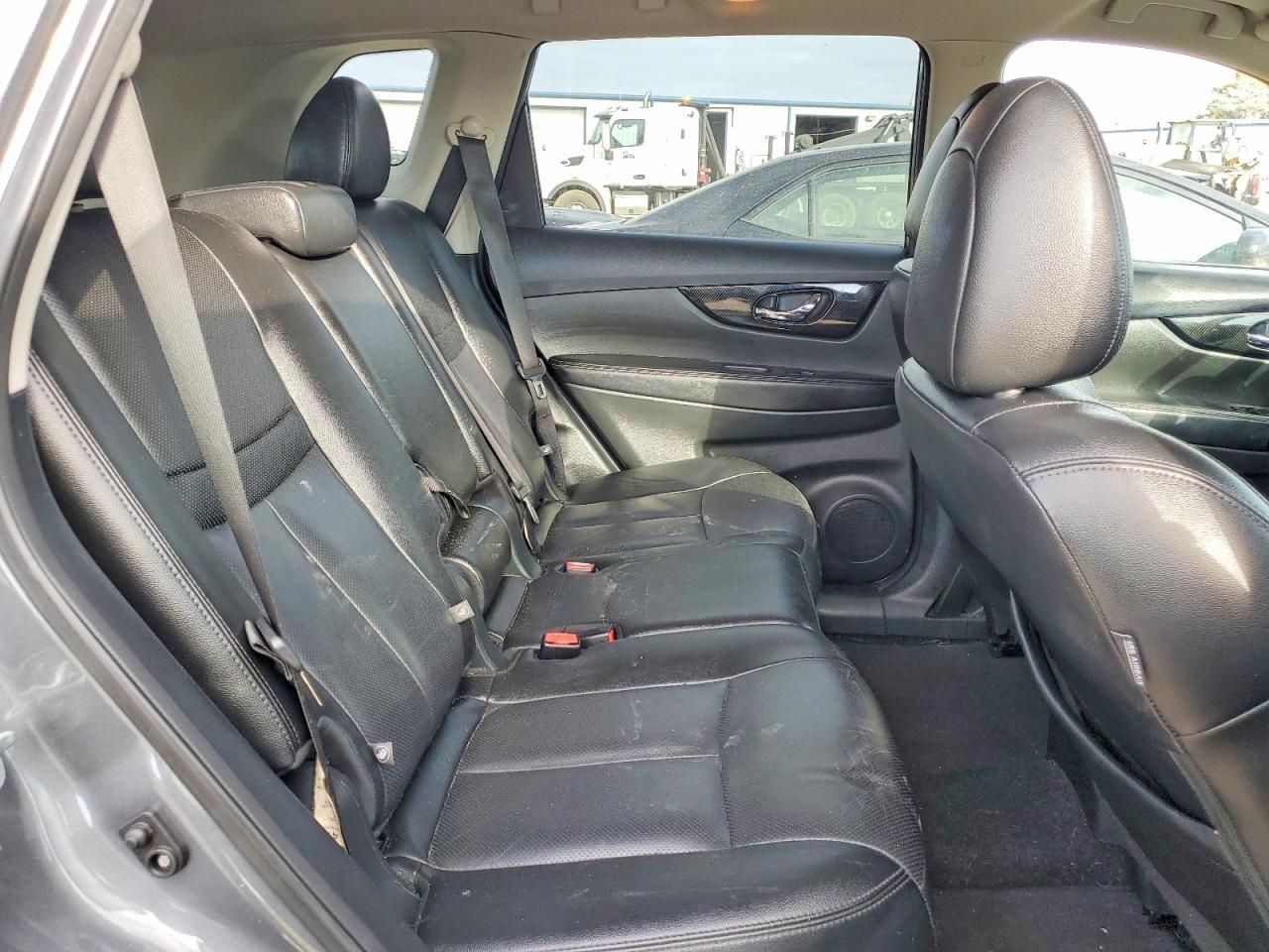 2019 Nissan Rogue S - zdjęcie 11