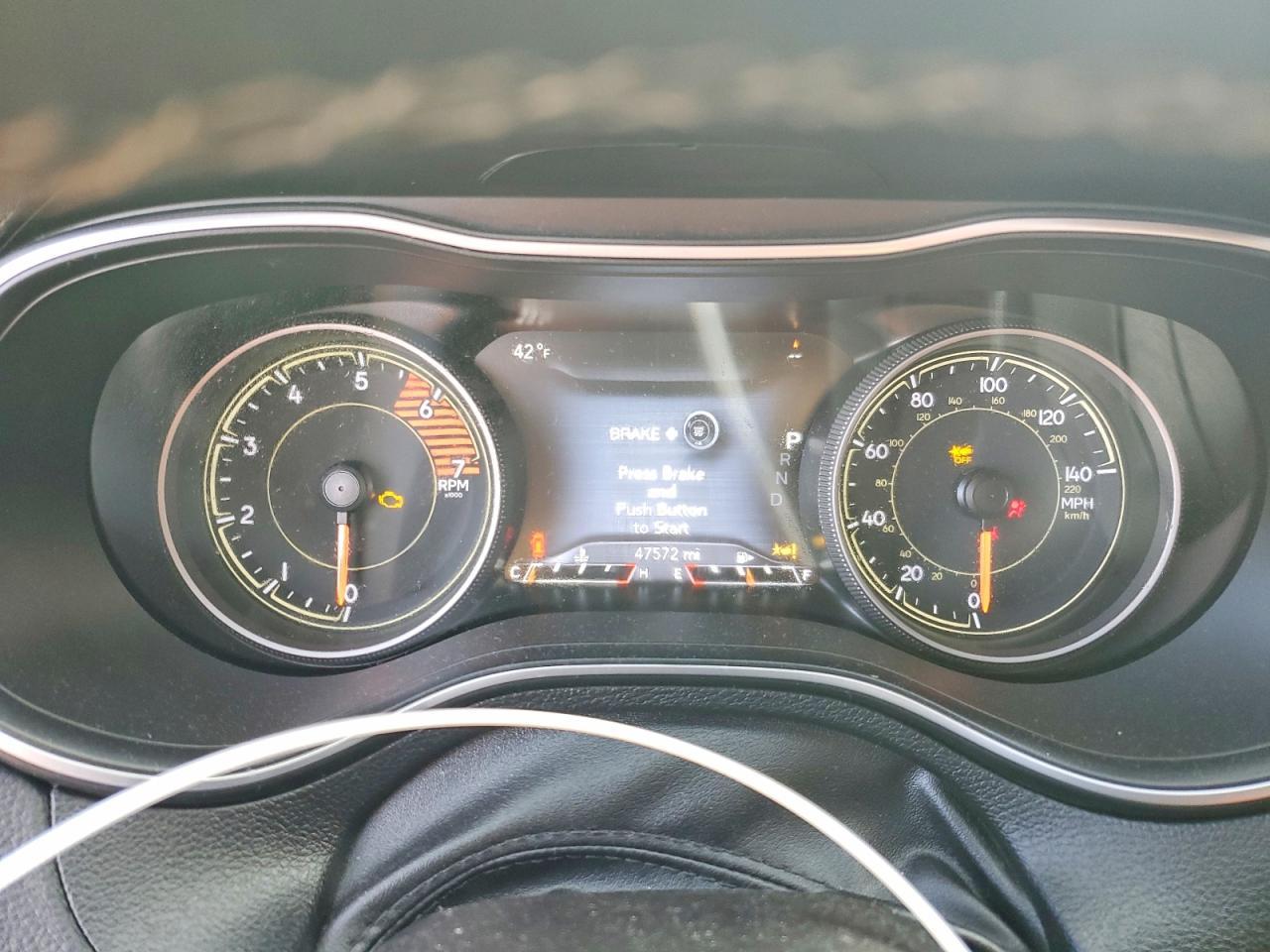 2021 Jeep Cherokee Latitude Lux - zdjęcie 9