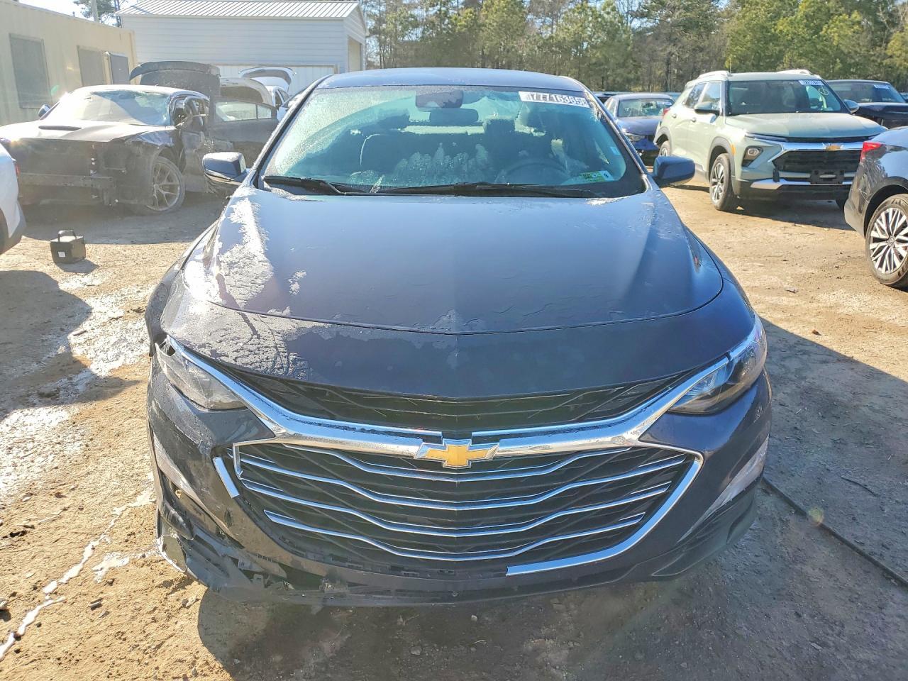 2025 Chevrolet Malibu Lt - zdjęcie 5