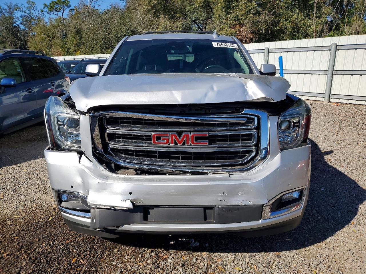 2019 GMC Yukon Xl K1500 Slt - zdjęcie 5