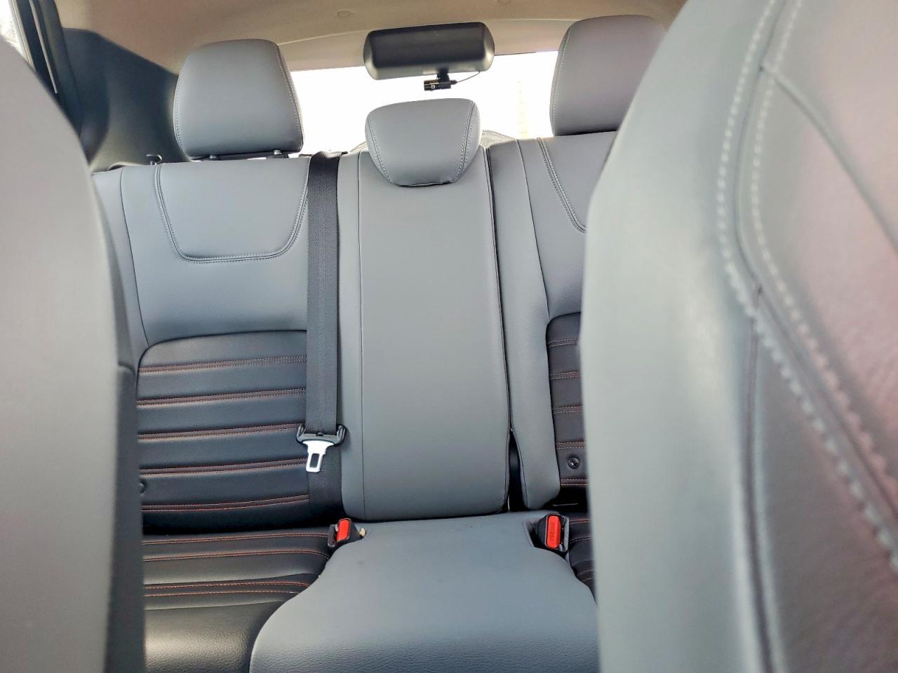 2023 Nissan Kicks Sr - zdjęcie 10