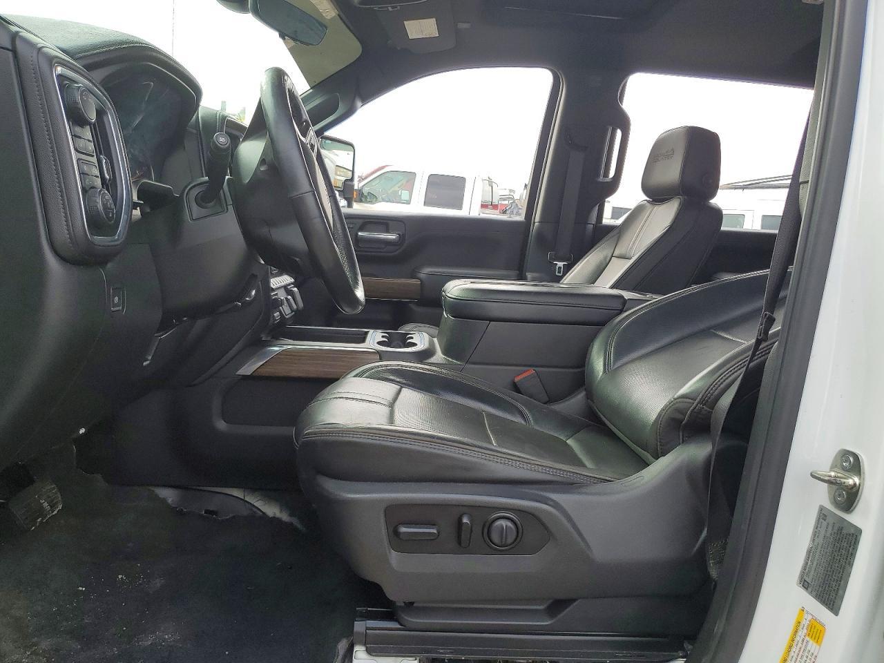 2020 Chevrolet Silverado K2500 High Country - zdjęcie 7