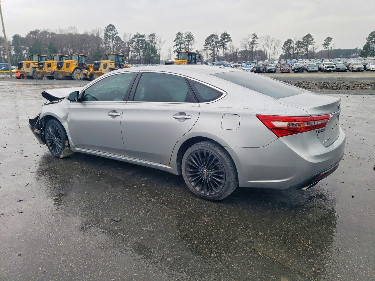 2016 Toyota Avalon Touring - zdjęcie 2
