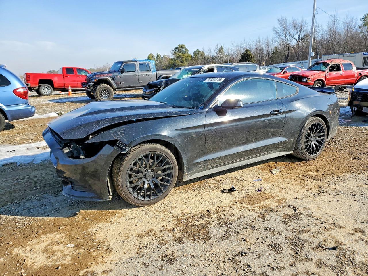 2015 Ford Mustang - zdjęcie główne
