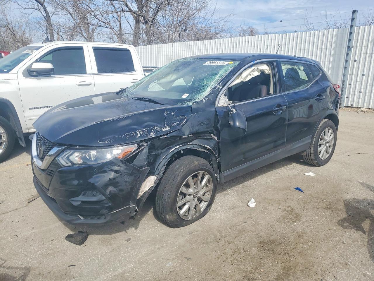 2020 Nissan Rogue Sport S - zdjęcie główne