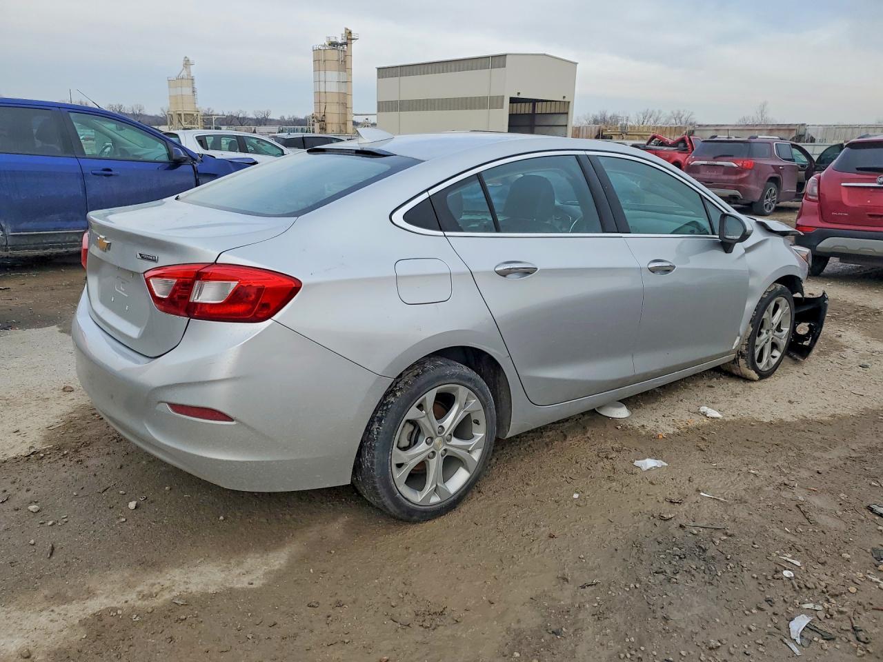 2017 Chevrolet Cruze Premier - zdjęcie 3