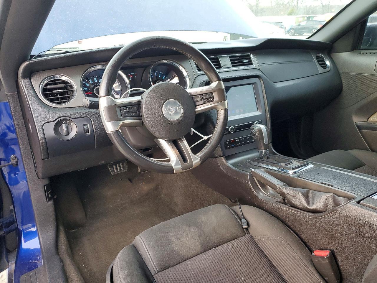 2014 Ford Mustang - zdjęcie 8