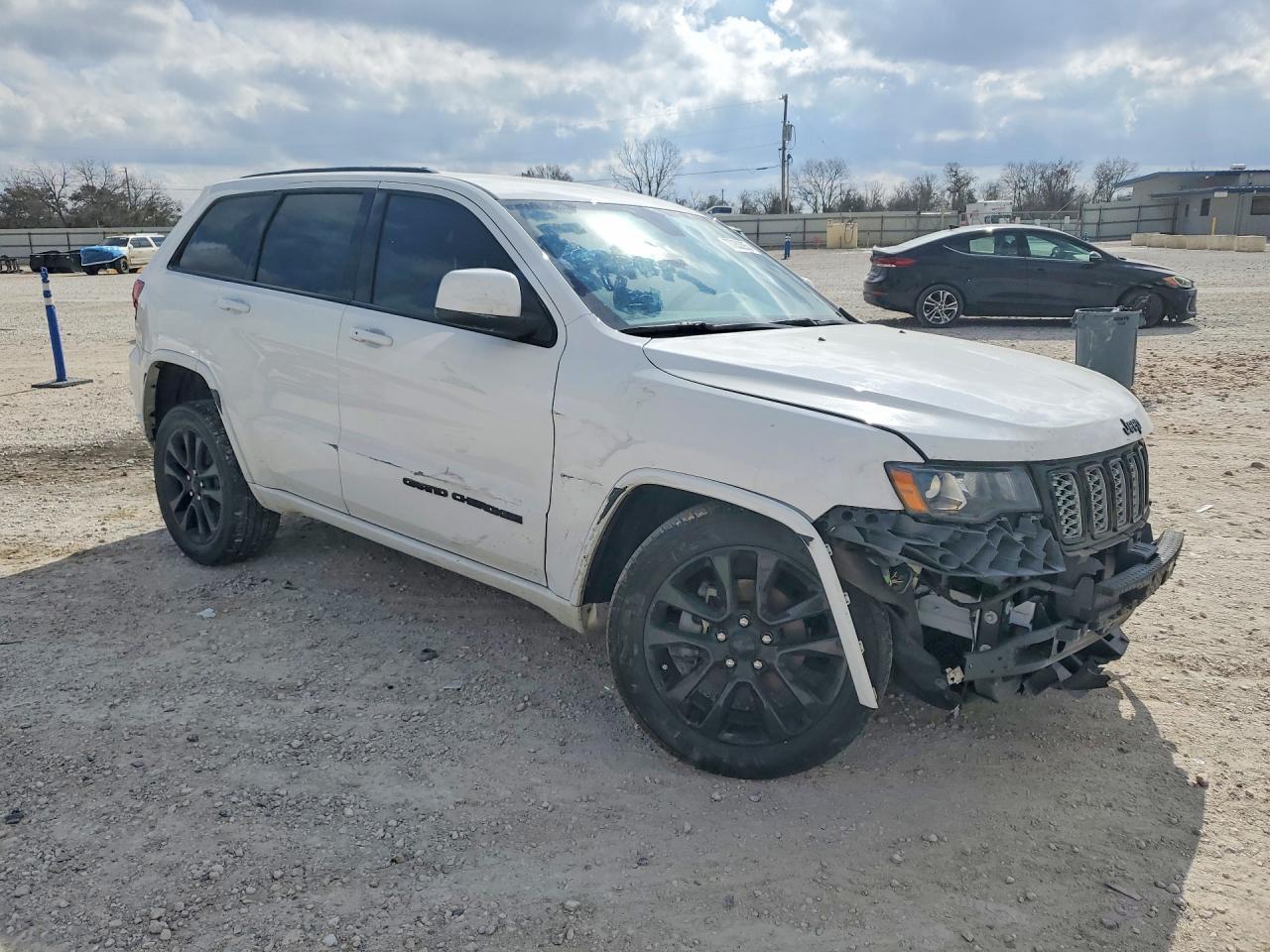 2018 Jeep Grand Cherokee Laredo - zdjęcie 4
