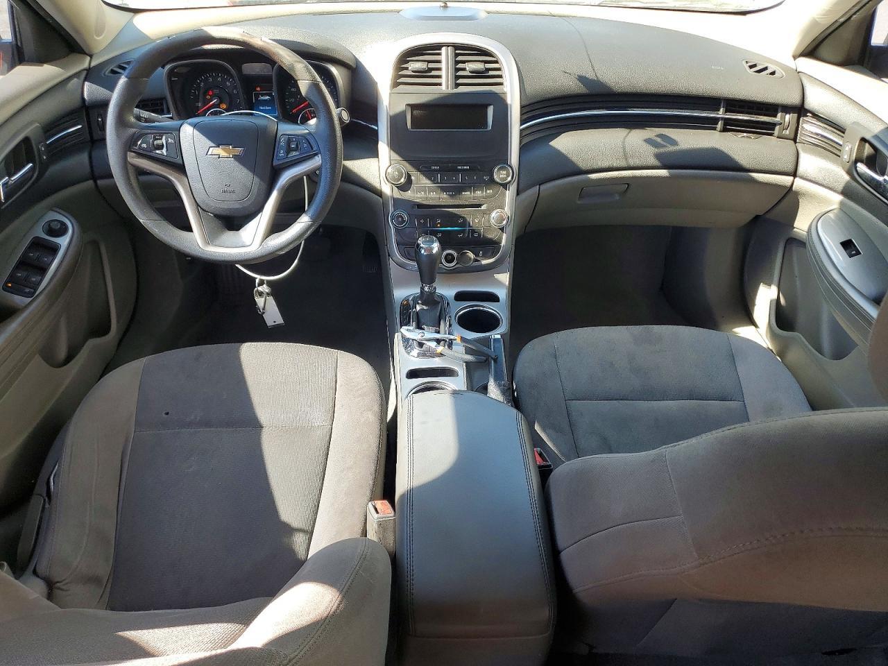 2015 Chevrolet Malibu Ls - zdjęcie 8