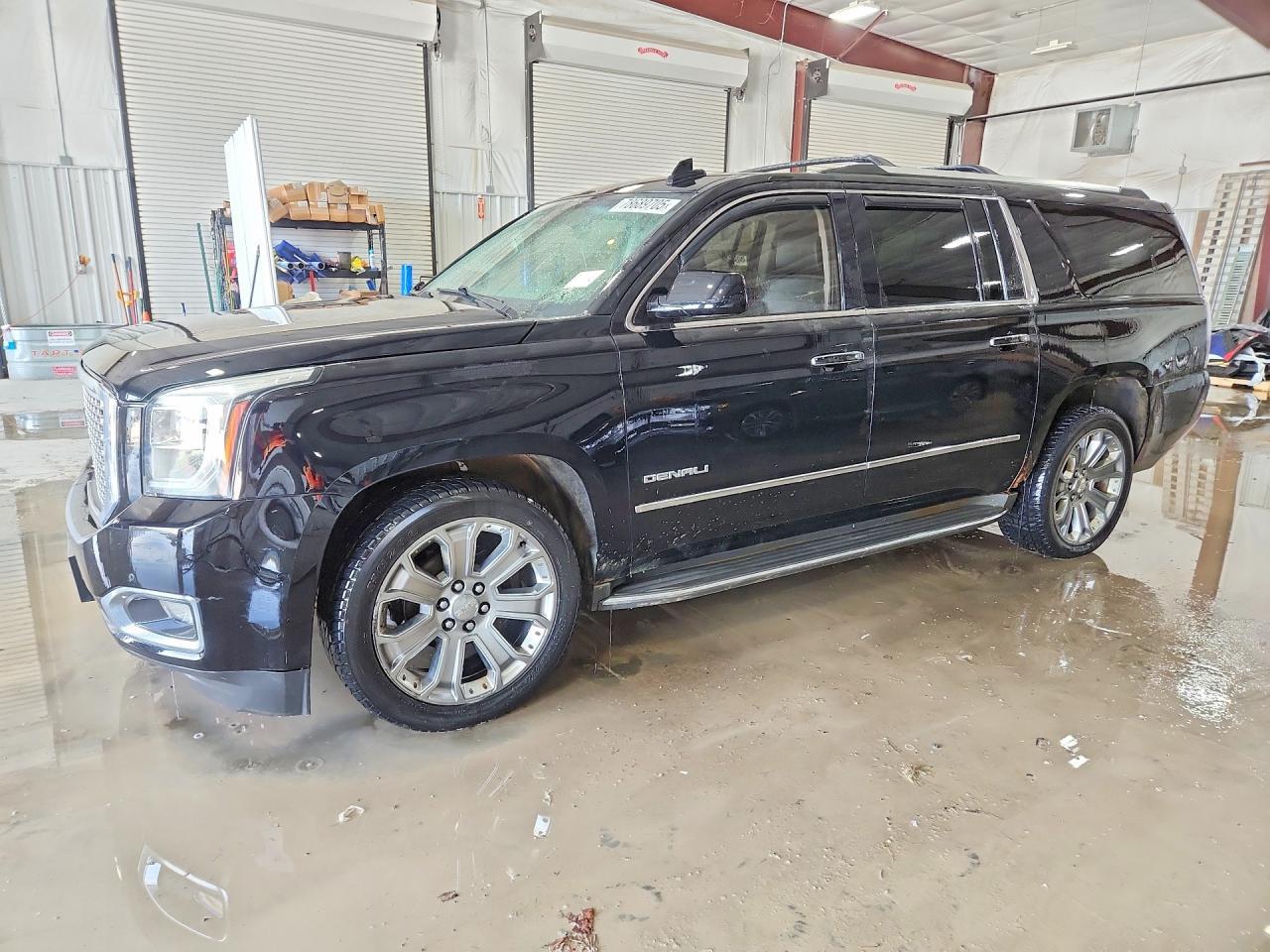 2015 GMC Yukon Xl Denali - zdjęcie główne