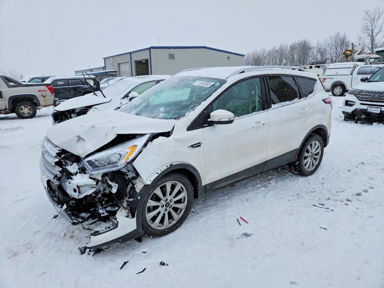 2017 Ford Escape Titanium - zdjęcie główne