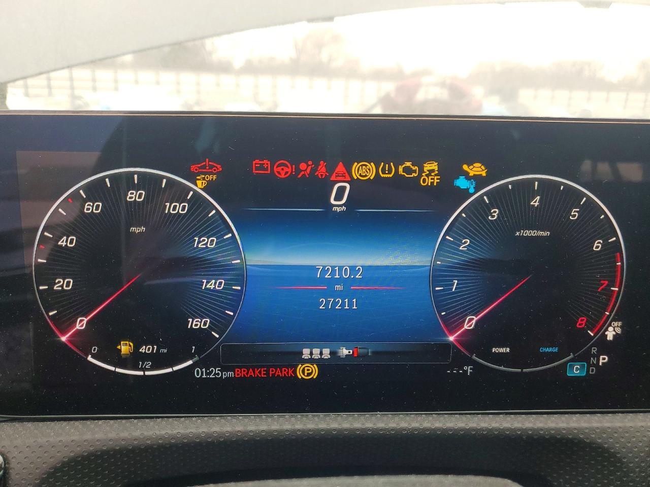 2025 Mercedes-Benz Cla 250 - zdjęcie 9